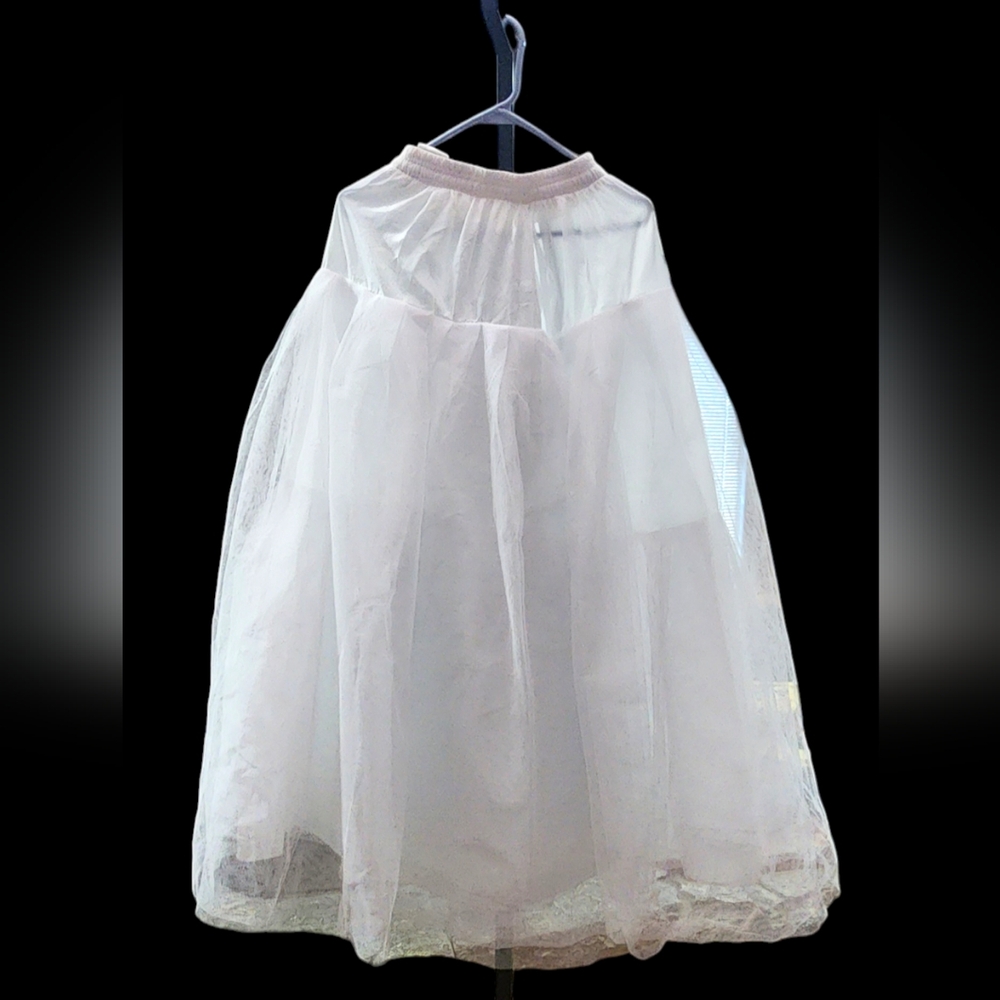 Petticoat Skirt in White
